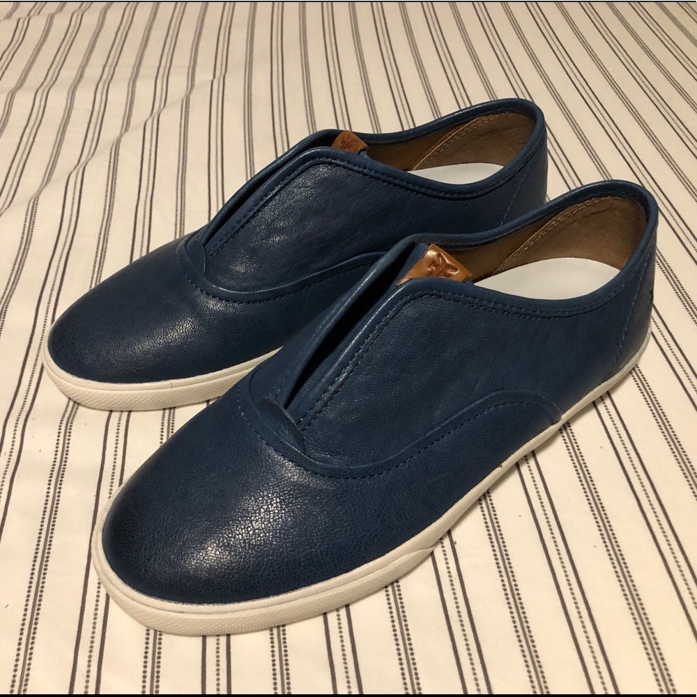 FRYE Maya slip on Leather shoes - NWOT